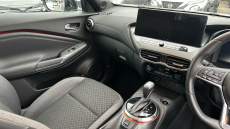 Nissan Juke 1.0 DiG-T N-Connecta 5dr DCT Petrol Hatchback
